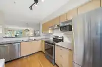 22 232 TENTH STREET - thumbnail 9