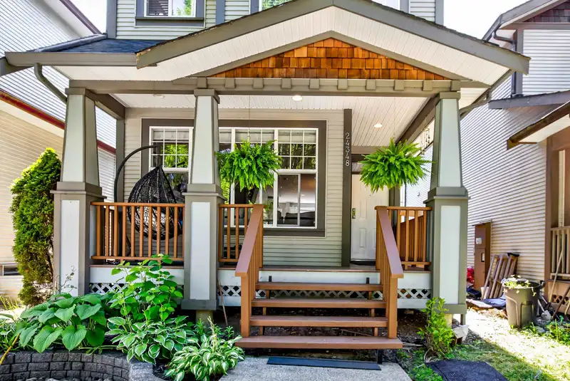 24348 102A AVENUE - photo 4 of 40