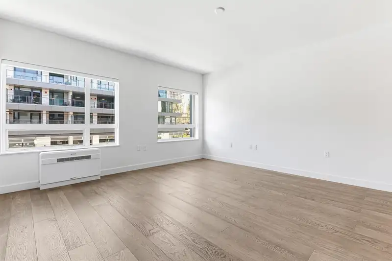 203 3590 W 39TH AVENUE - photo 1 of 22