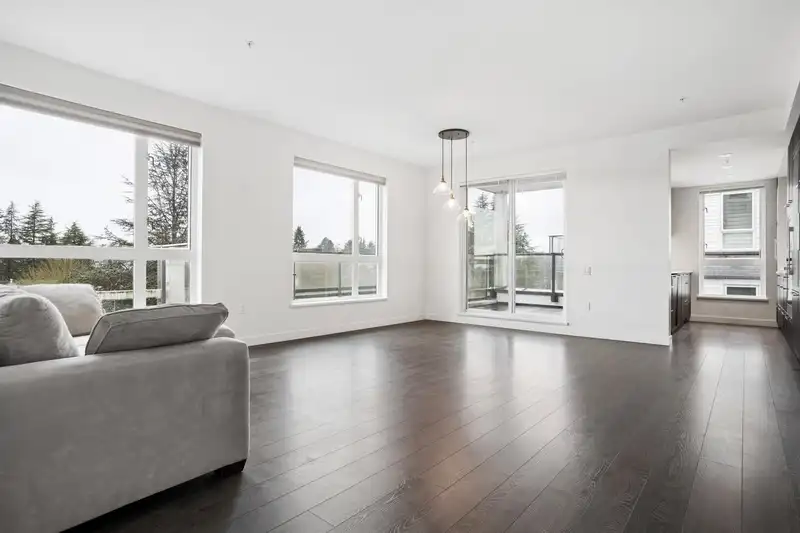 608 6677 CAMBIE STREET - photo 4 of 33