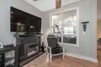 214 5430 201 STREET - thumbnail 15