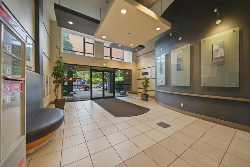 803 3520 CROWLEY DRIVE - photo 3 of 28
