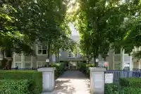 415 7038 21ST AVENUE - thumbnail 1