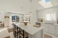 863 LEE STREET - thumbnail 2