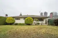5606 WILLOW STREET - thumbnail 1