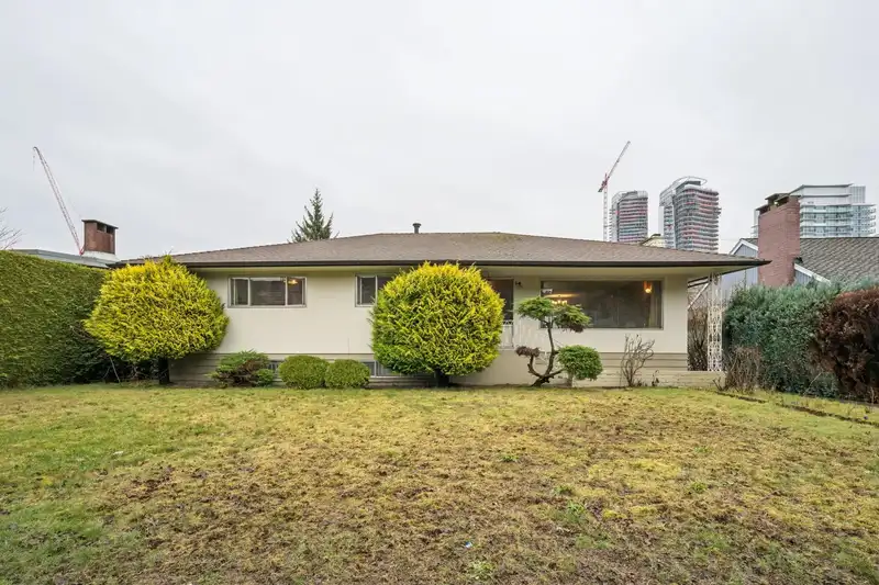 5606 WILLOW STREET - photo 1 of 33