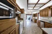 1559 WHATCOM ROAD - thumbnail 17