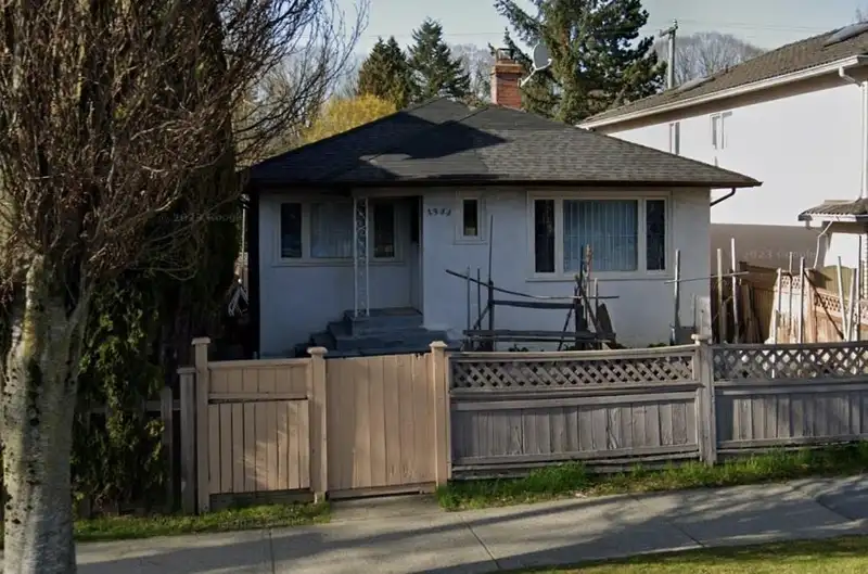 1953 E BROADWAY DRIVE - photo 1 of 2