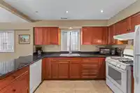 2663 DUNDAS STREET - thumbnail 8