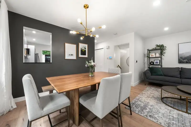 323B EVERGREEN DRIVE - photo 4 of 22