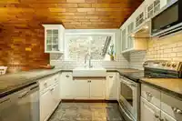 25745 LOUGHEED HIGHWAY - thumbnail 20