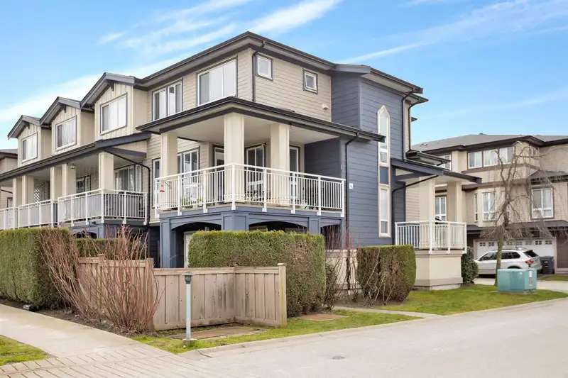 23 160 PEMBINA STREET - photo 3 of 30