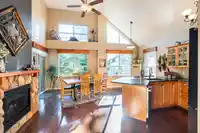 116 1465 PARKWAY BOULEVARD - thumbnail 9