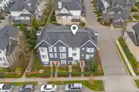 3 8438 207A STREET - thumbnail 30