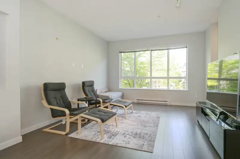 44 8138 204 STREET - photo 3 of 29