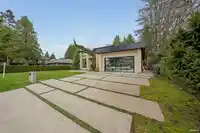 2162 124 STREET - thumbnail 3