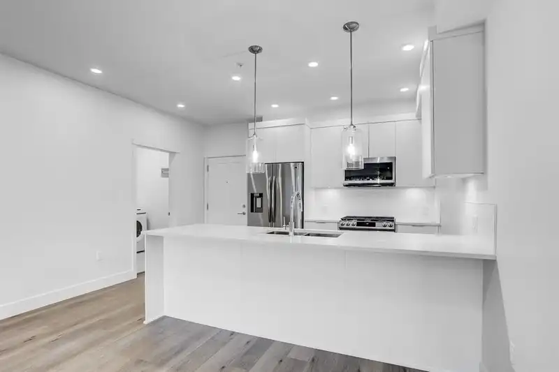 311 11865 227 STREET - photo 4 of 39