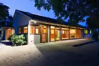 870 KING GEORGES WAY - thumbnail 7