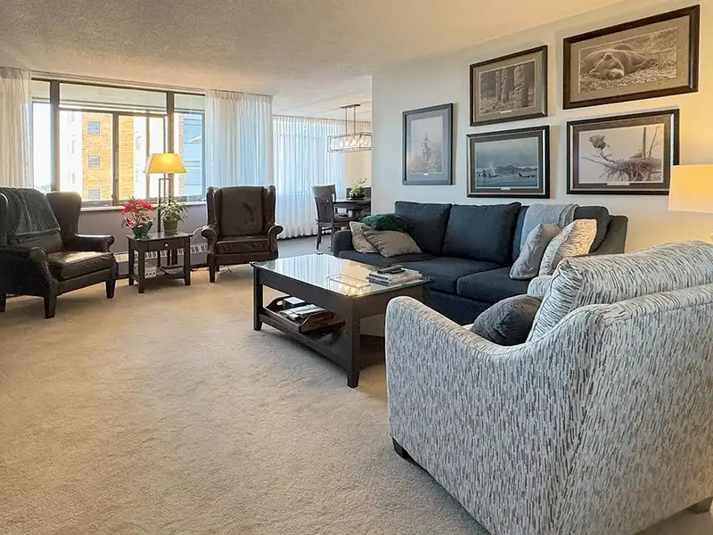 1004 6651 MINORU BOULEVARD - photo 3 of 28