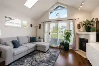 402 228 E 18TH AVENUE - thumbnail 4