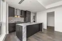 1102 1500 MARTIN STREET - thumbnail 14