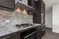 1102 1500 MARTIN STREET - thumbnail 10