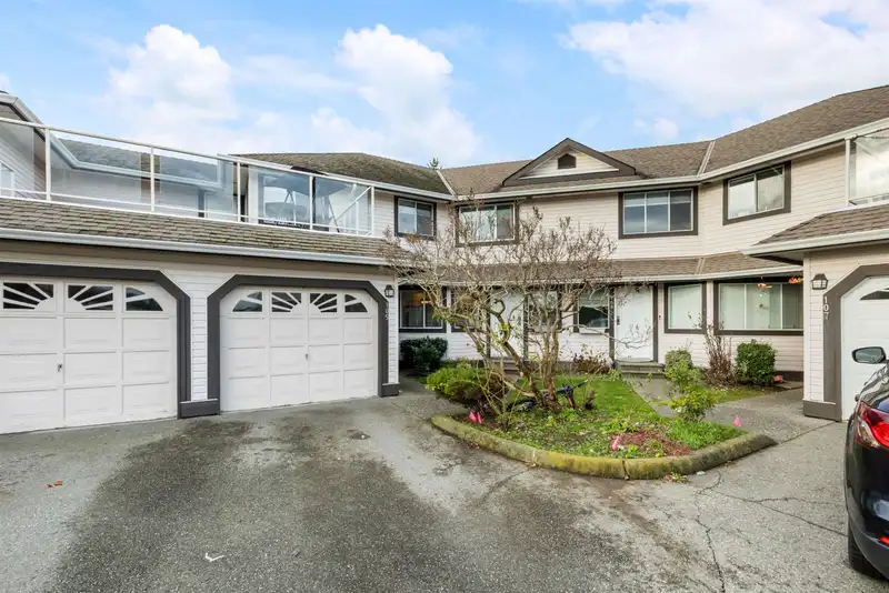 105 3080 TOWNLINE ROAD - photo 1 of 32