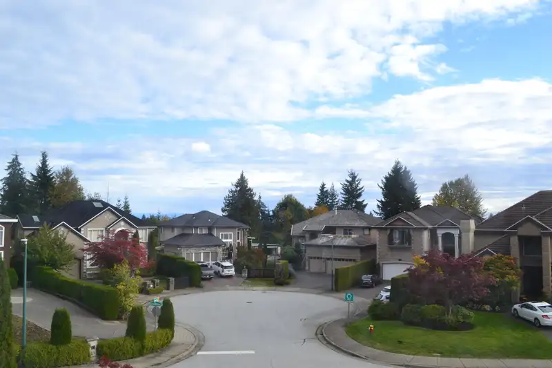 3147 SILVERTHRONE DRIVE - photo 2 of 39
