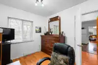 7566 DUNSMUIR STREET - thumbnail 14
