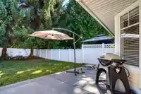 34 9208 208 STREET - thumbnail 27