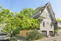1608 WOODLAND DRIVE - thumbnail 1