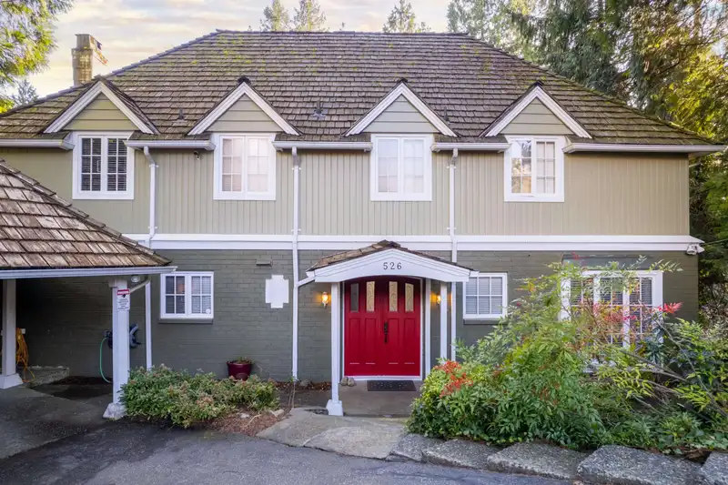 526 NEWDALE PLACE - photo 1 of 36