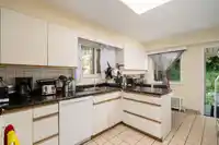 1371 MATHERS AVENUE - thumbnail 17