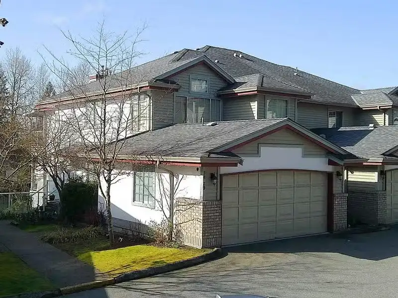 38 11502 BURNETT STREET - photo 1 of 22