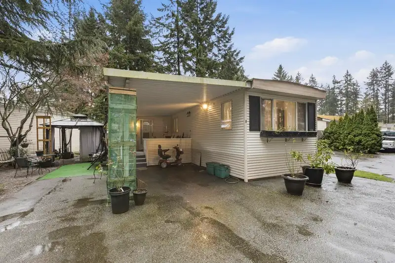 6 9080 198 STREET - photo 3 of 19