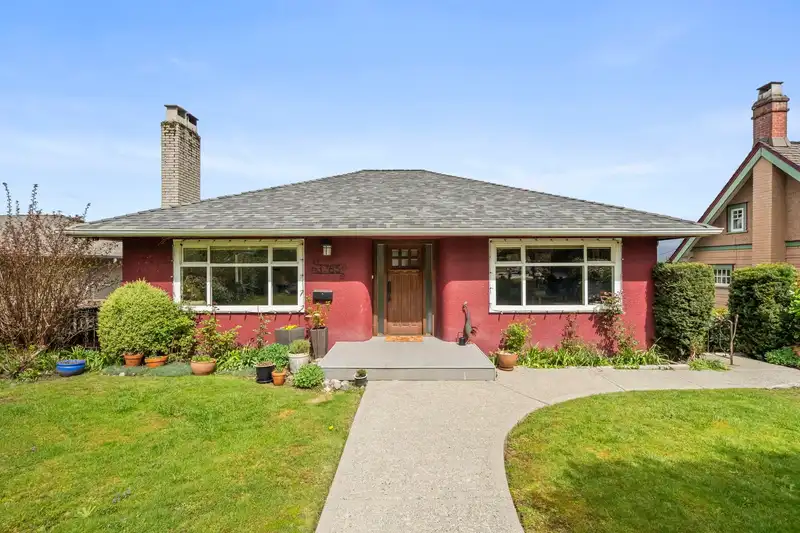 3765 EDINBURGH STREET - photo 1 of 40