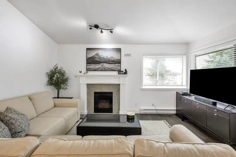 308 33675 MARSHALL ROAD - photo 2 of 26