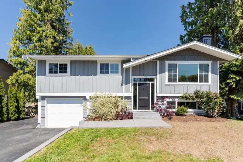 26933 28B AVENUE - photo 1 of 36