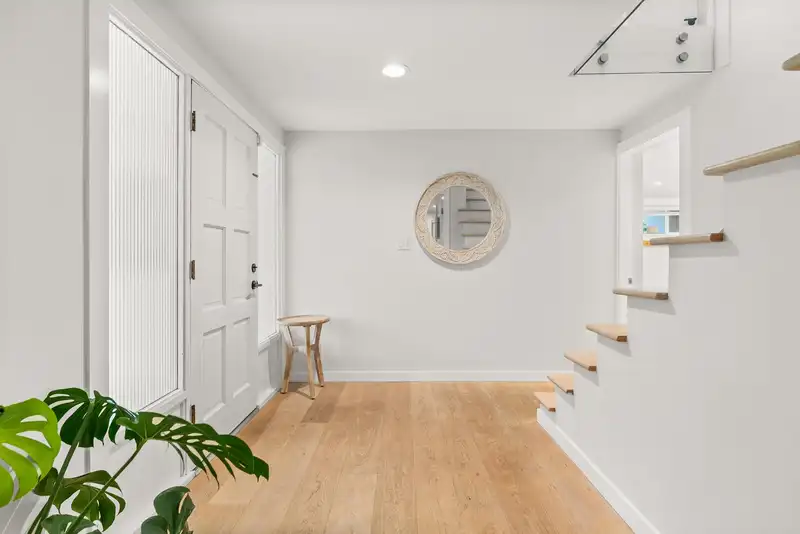 1017 WALALEE DRIVE - photo 4 of 40