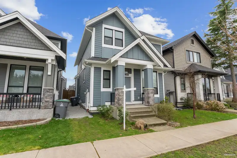 16636 EDGEWOOD DRIVE - photo 1 of 40