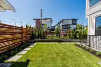 8182 201 STREET - thumbnail 5