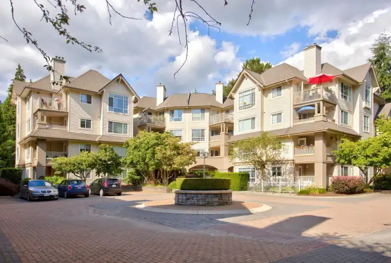 230 1252 TOWN CENTRE BOULEVARD - photo 1 of 37