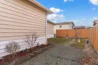 101 9055 ASHWELL ROAD - thumbnail 32