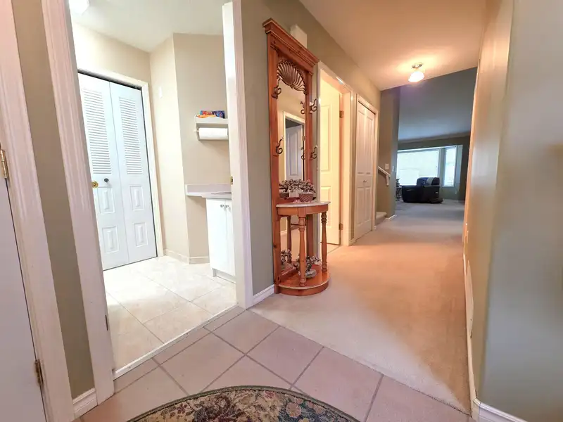 3 8567 164 STREET - photo 3 of 26