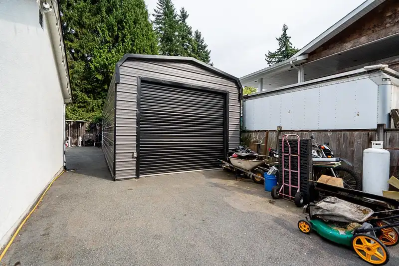 3742 204 STREET - photo 3 of 39