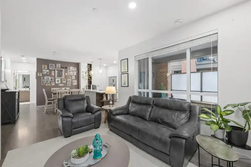 110 33540 MAYFAIR AVENUE - photo 3 of 28