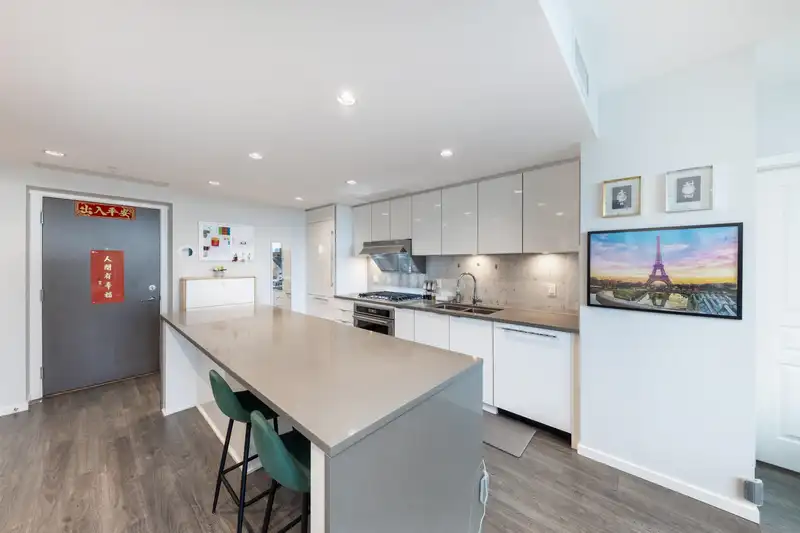 2805 5883 BARKER AVENUE - photo 4 of 31