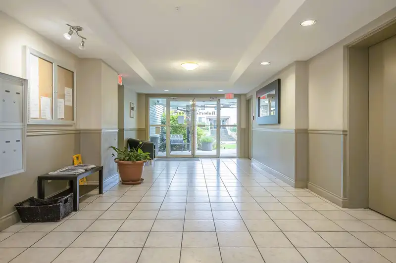 302 20881 56 AVENUE - photo 3 of 30