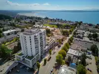 212 1342 JOHNSTON ROAD - thumbnail 28