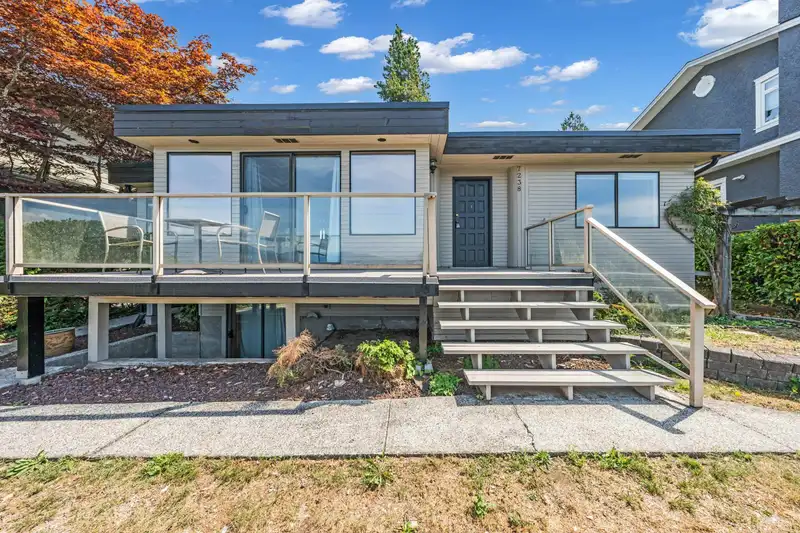 7238 BRAESIDE DRIVE - photo 4 of 37